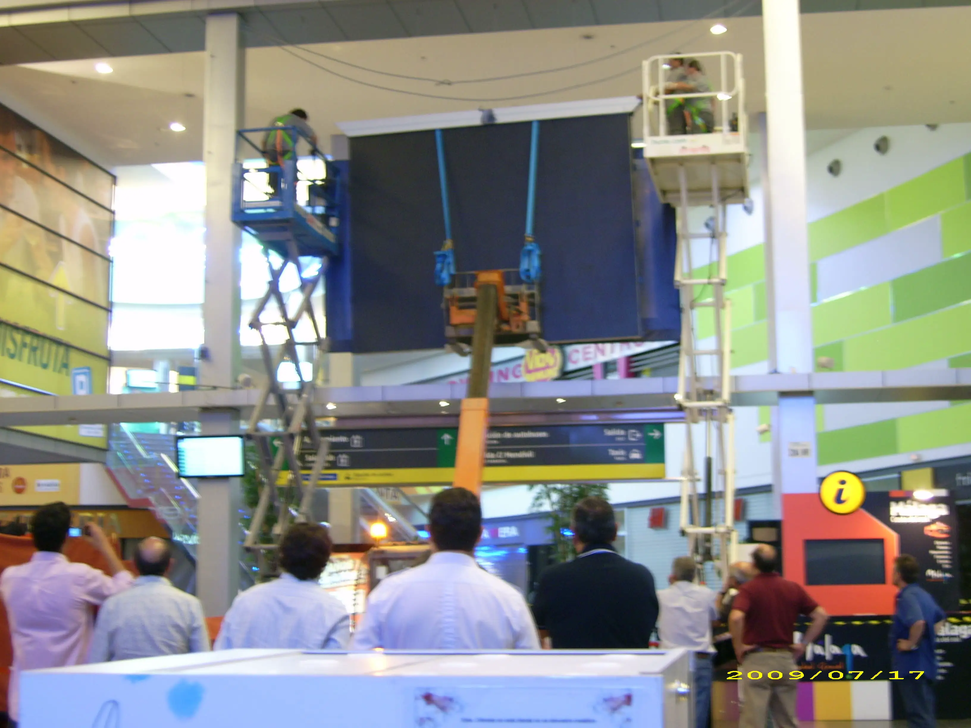 Instalación Pantalla Estación de tren en Malaga María Zambrano